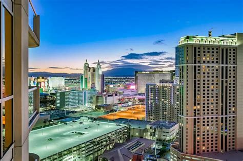 airbnb in vegas near strip|airbnb close to vegas strip.